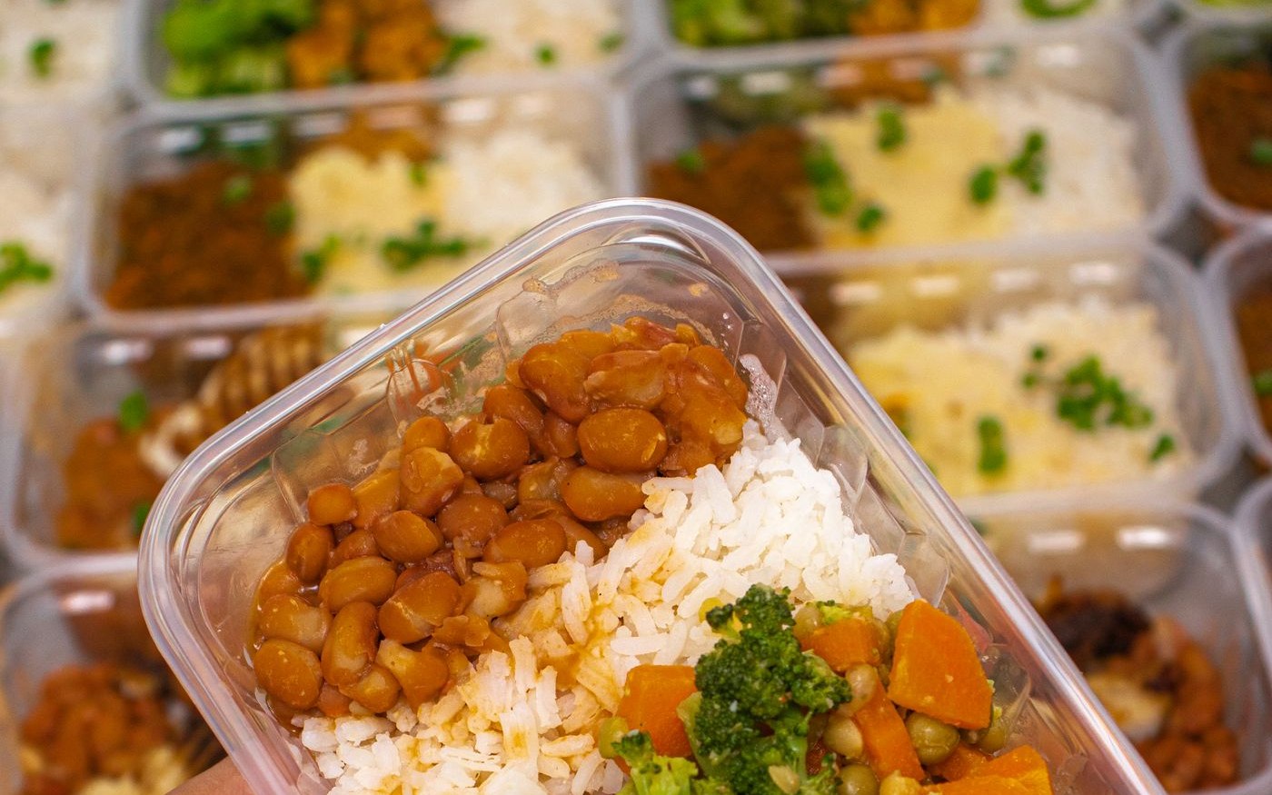 Balanced meal with rice and vegetables representing healthy nutrition